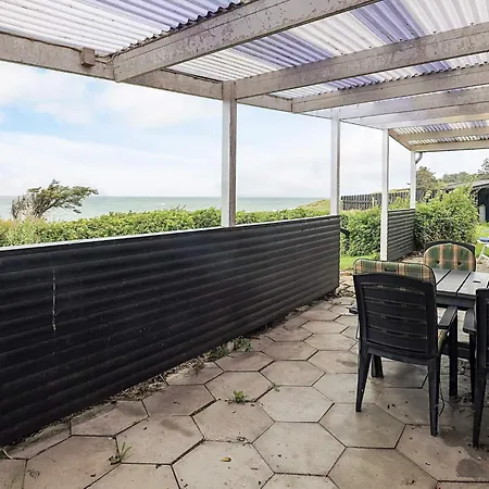 6 Person In Gilleleje-by Traum * Gilleleje