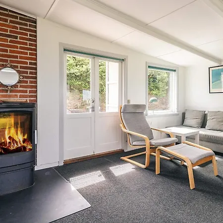 6 Person In Gilleleje-by Traum